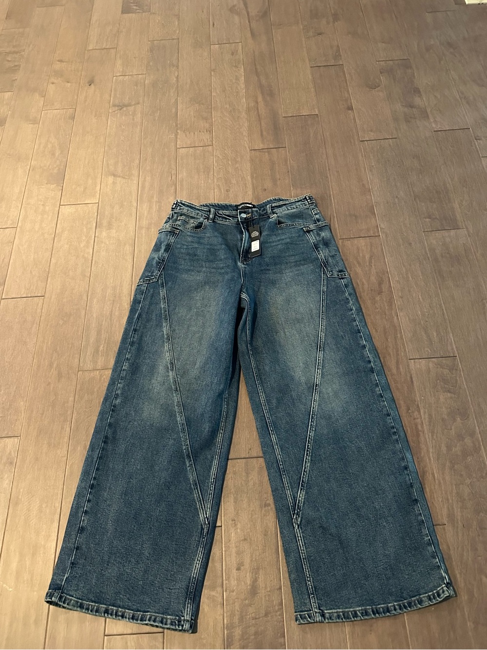 Fashion Nova High Waist Wide Leg Jean (size 15)
